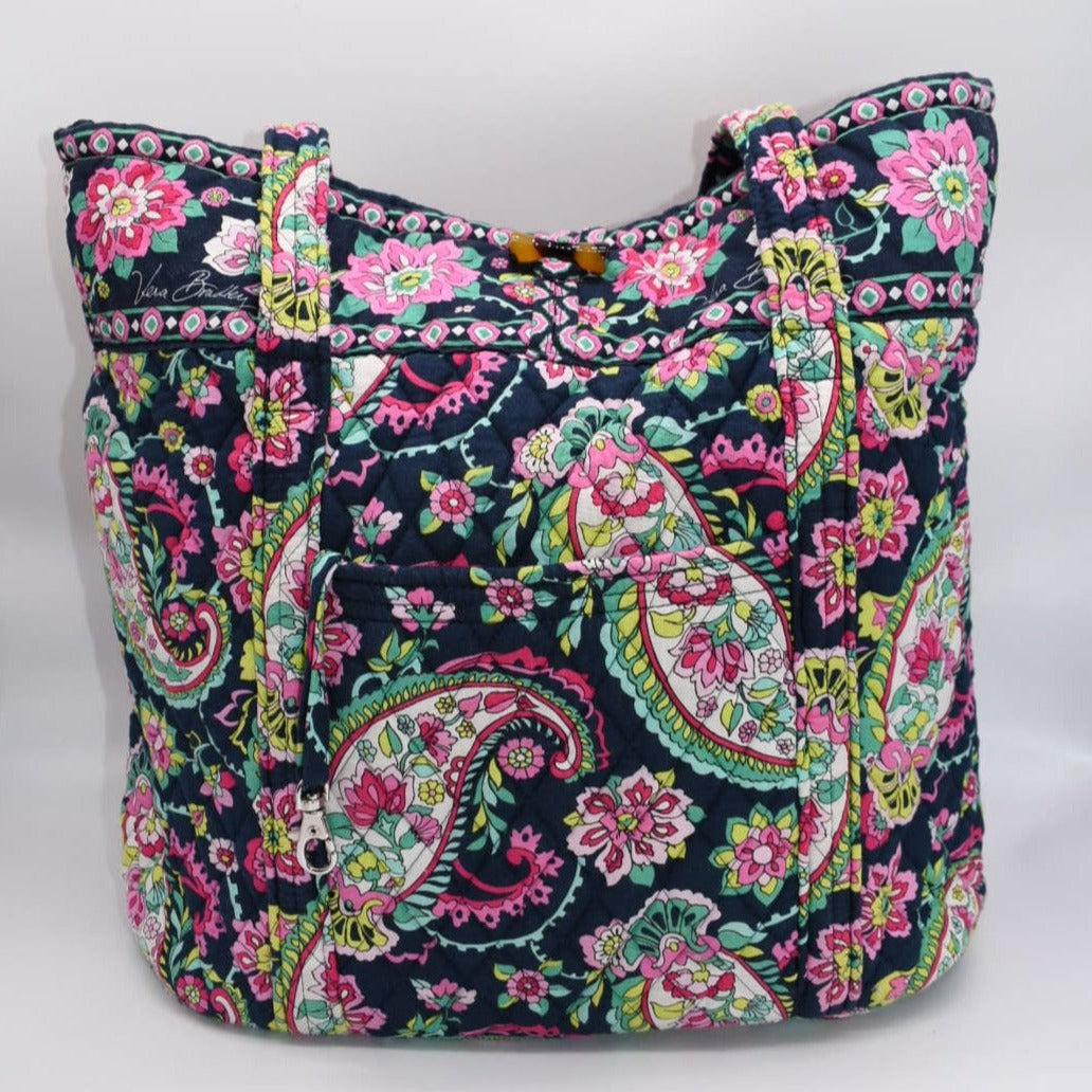 Vera deals Bradley Weekender Tote in Petal Paisley