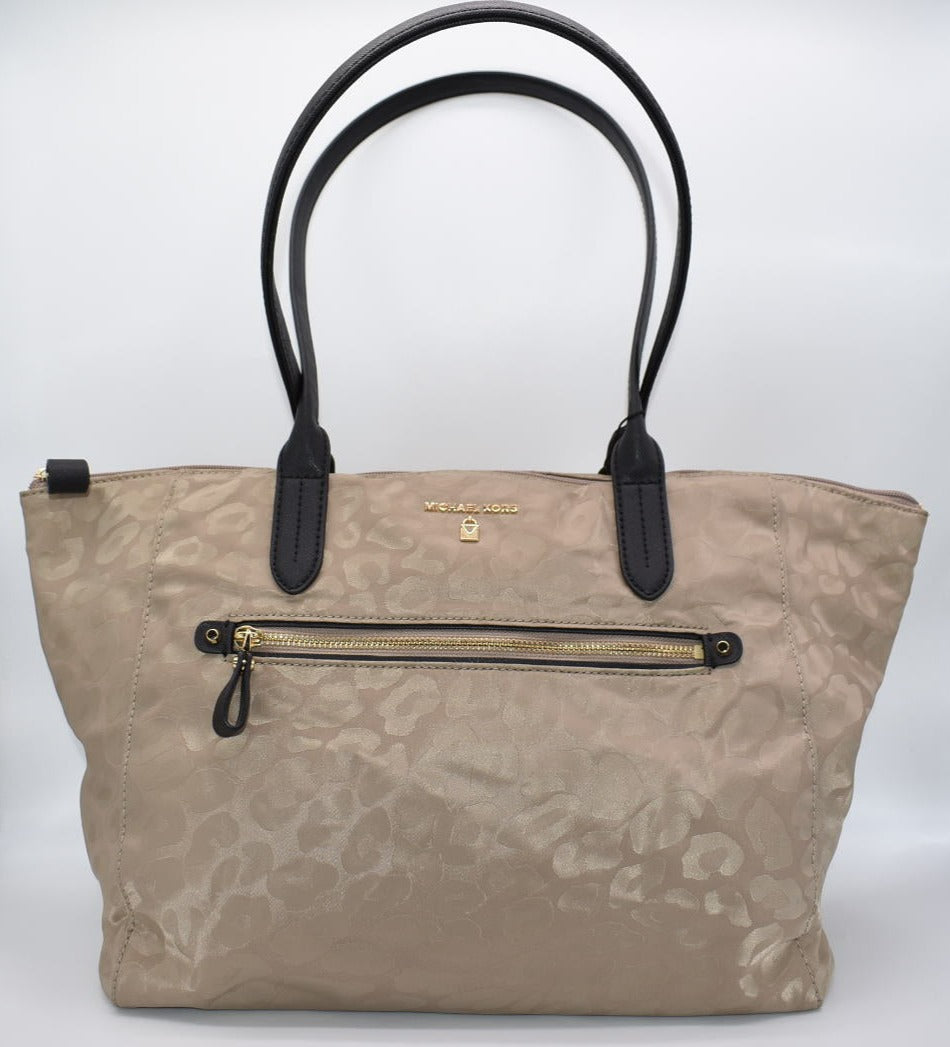 Michael kors medium kelsey tote hotsell