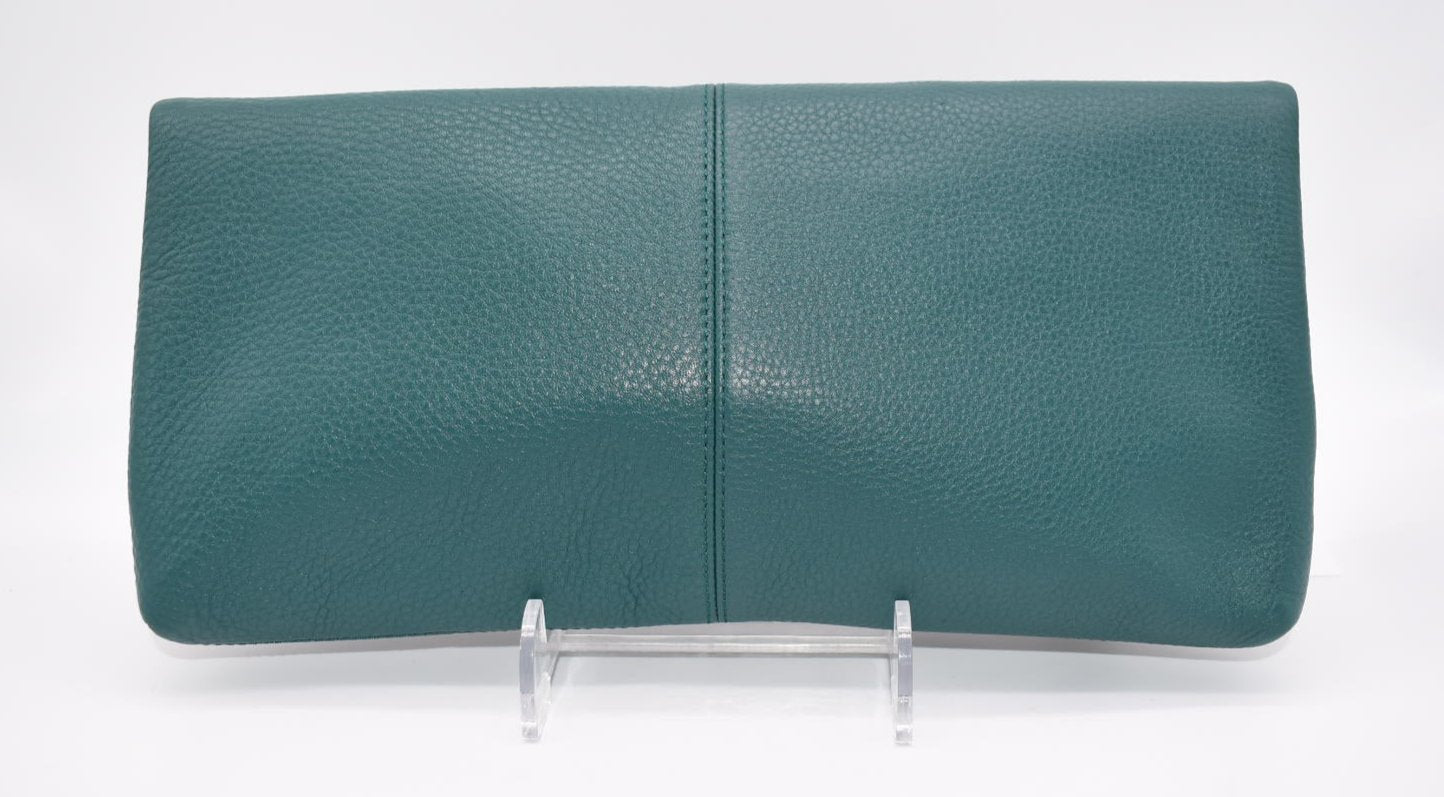 Vera 2024 Bradley Elise Leather Clutch in Sycamore Forest Green NWT