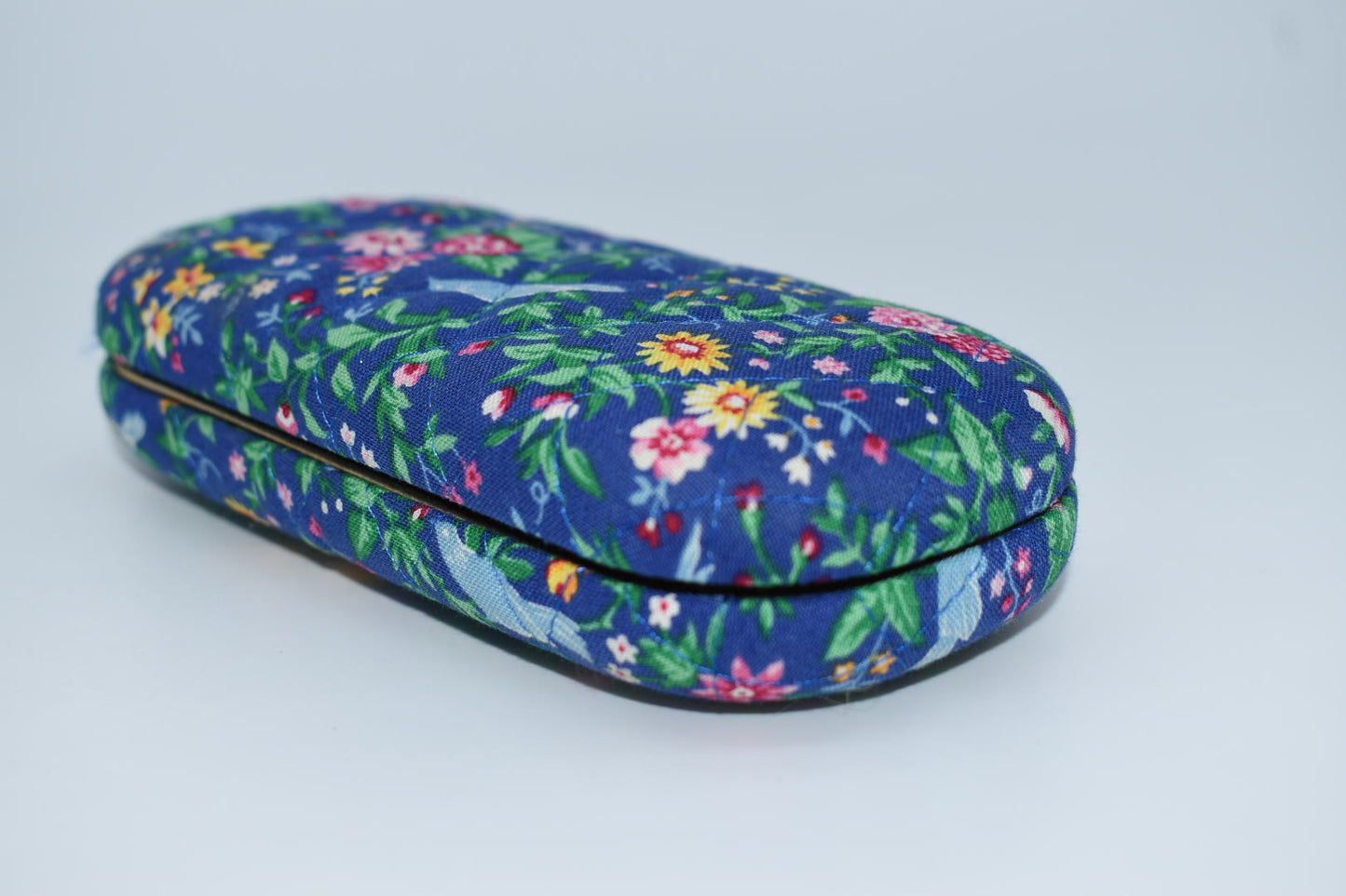 Vintage Vera Bradley Hardshell Eyeglass Case in "Bluebird -1998" Pattern