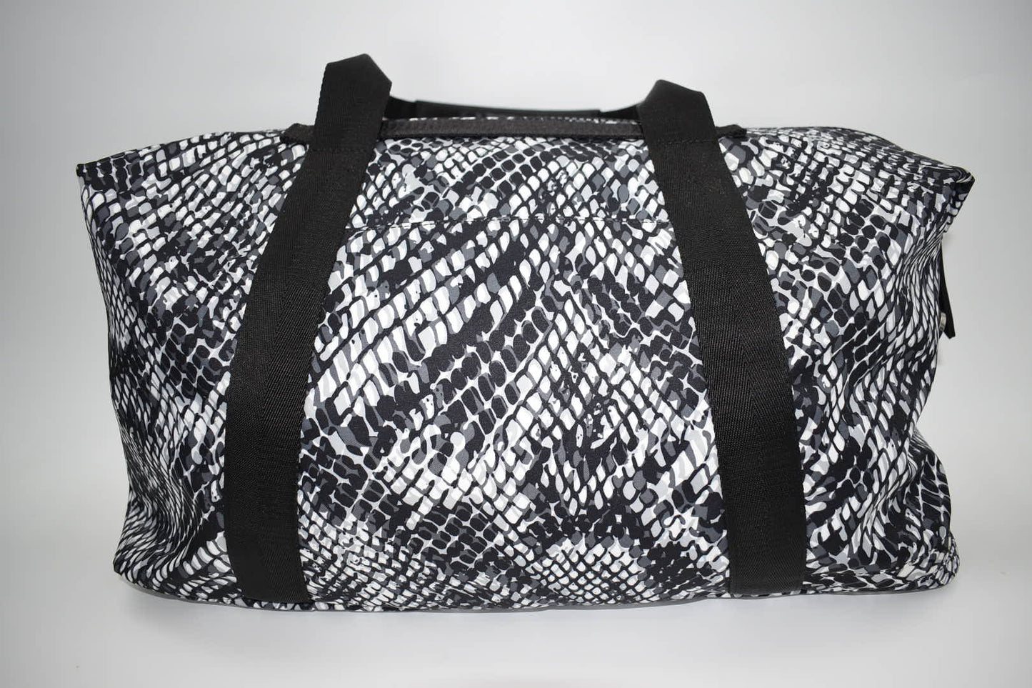 G.I.L.I Duffel Bag in Black Snake