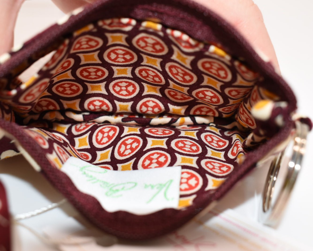 Vera Bradley Zip ID Case in "Medallion -2006" Pattern