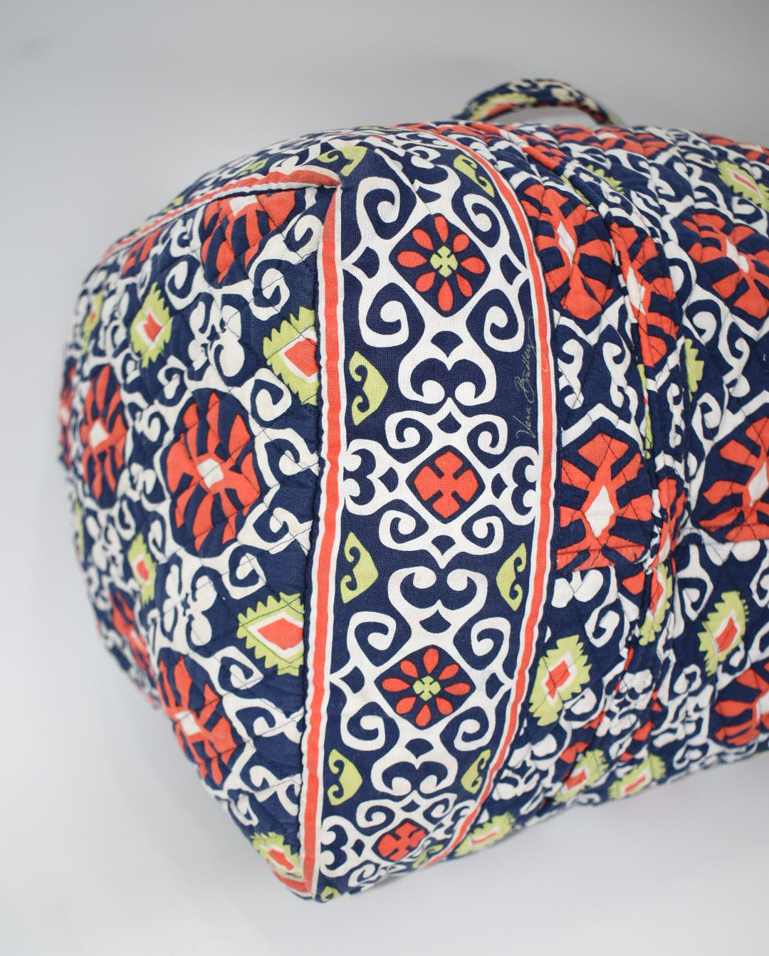 Vera Bradley Large Duffel Bag in "Sun Valley" Pattern