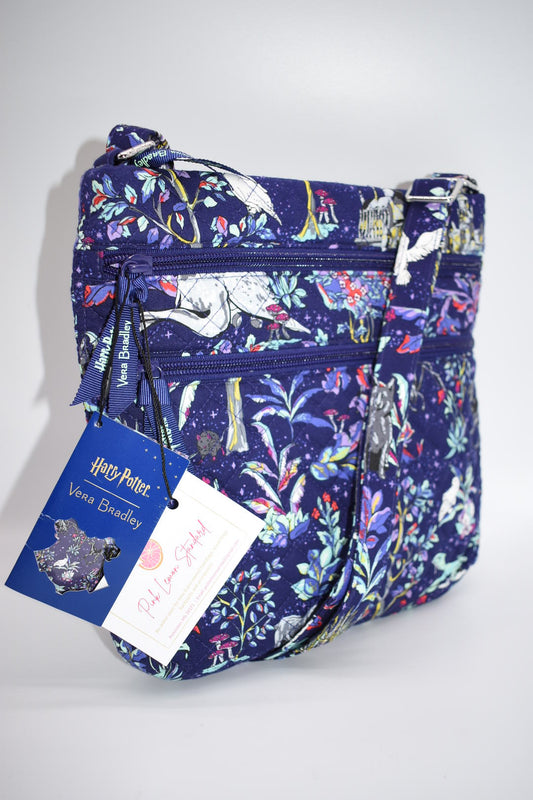 Vera Bradley Front Zip Wristlet in Passion Pink Microfiber: Handbags