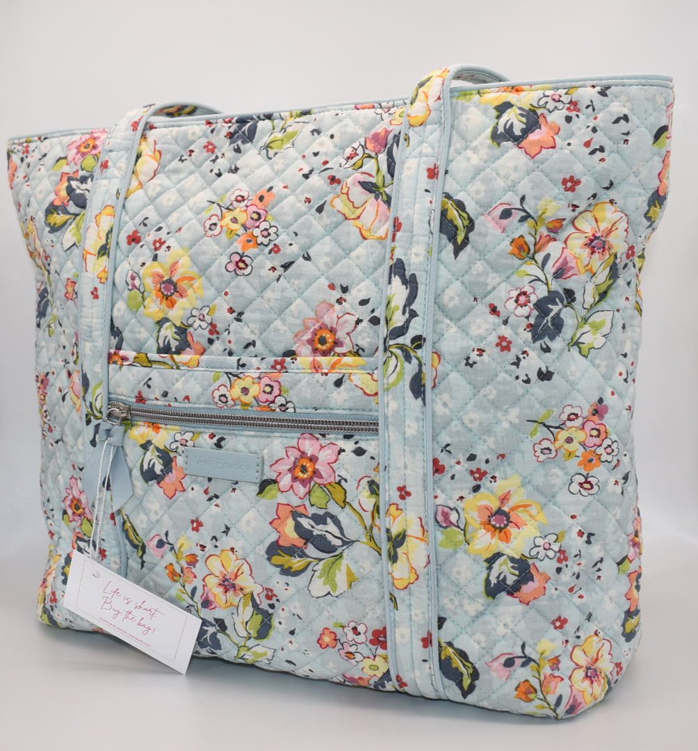 Vera Bradley Large Vera Tote Bag in Floating Garden Pattern