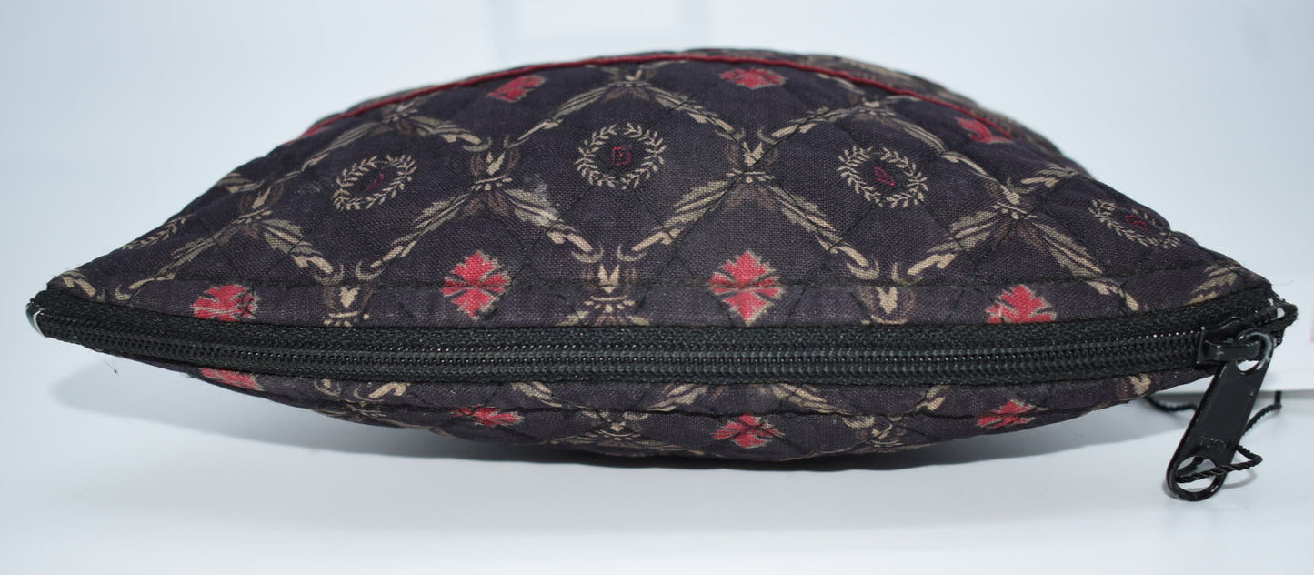 Vera Bradley Medium Cosmetic Bag in "Laurel -1997" Pattern