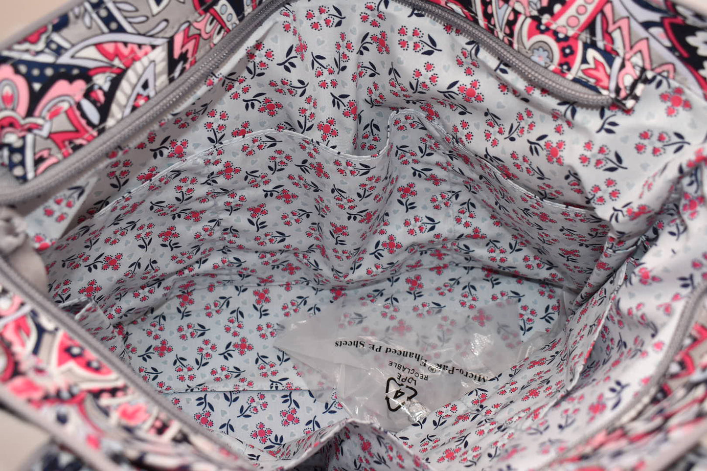 Vera Bradley Iconic Small Vera Tote Bag in Gramercy Paisley