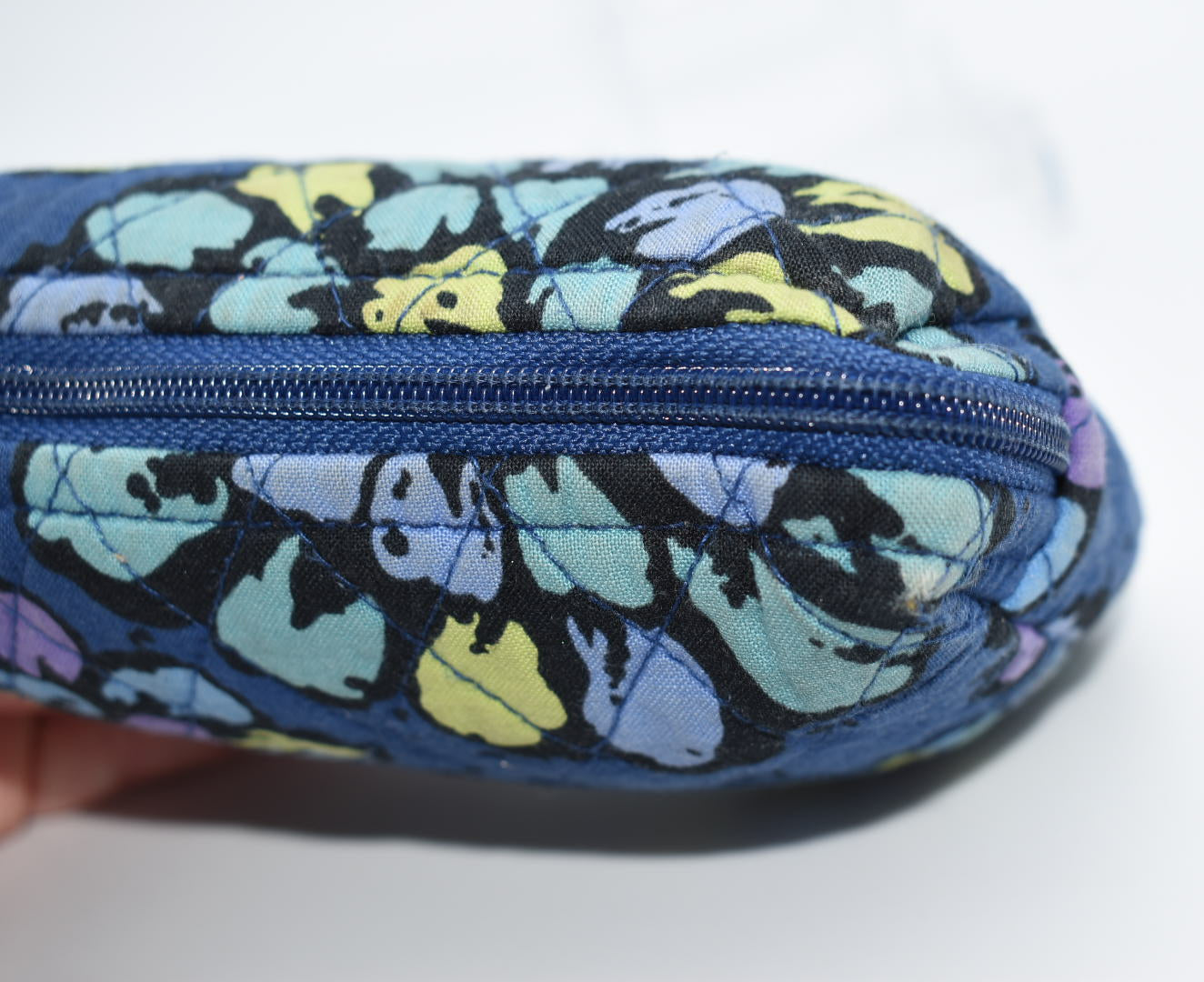 Vera Bradley Small Cosmetic Bag in "Indigo Pop" Pattern