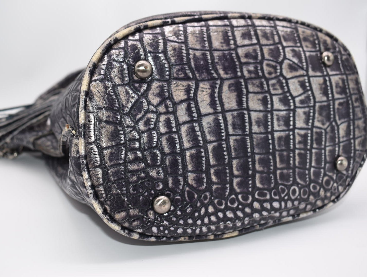 Patricia Nash Otavia Bucket Crossbody Bag in Embossed Metallic Reptile