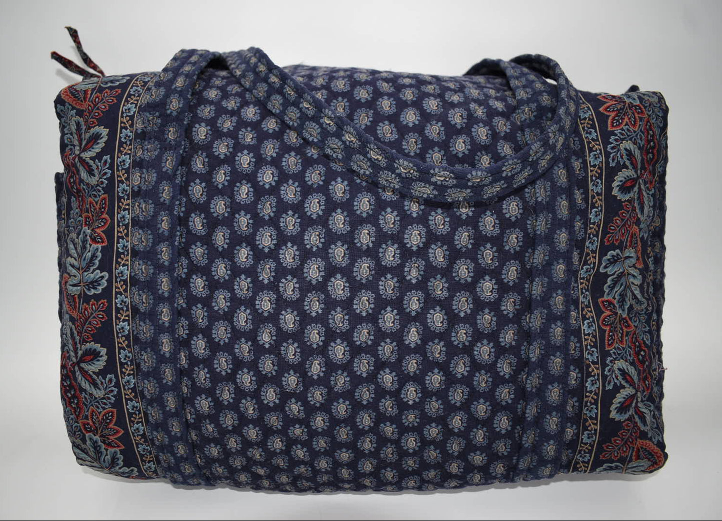 Vera Bradley Large Duffel Bag in Vintage "Classic Navy -1998" Pattern