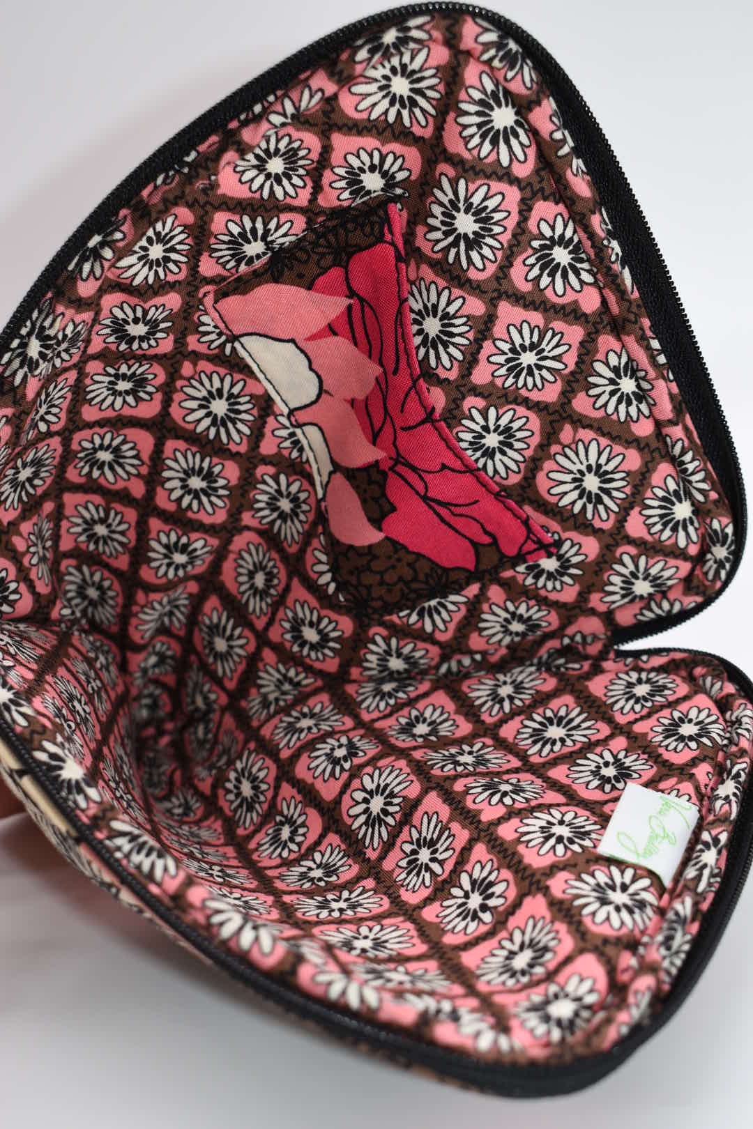 Vera Bradley Padded Tablet/Tech Case in "Mocha Rouge" Pattern