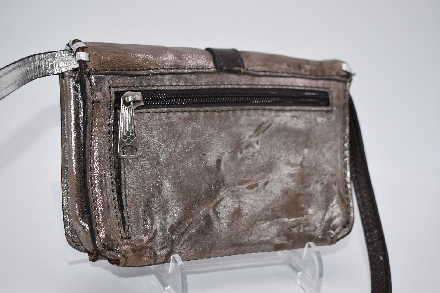 Patricia Nash Torri Crossbody Bag in Metallic Gunmetal Pewter