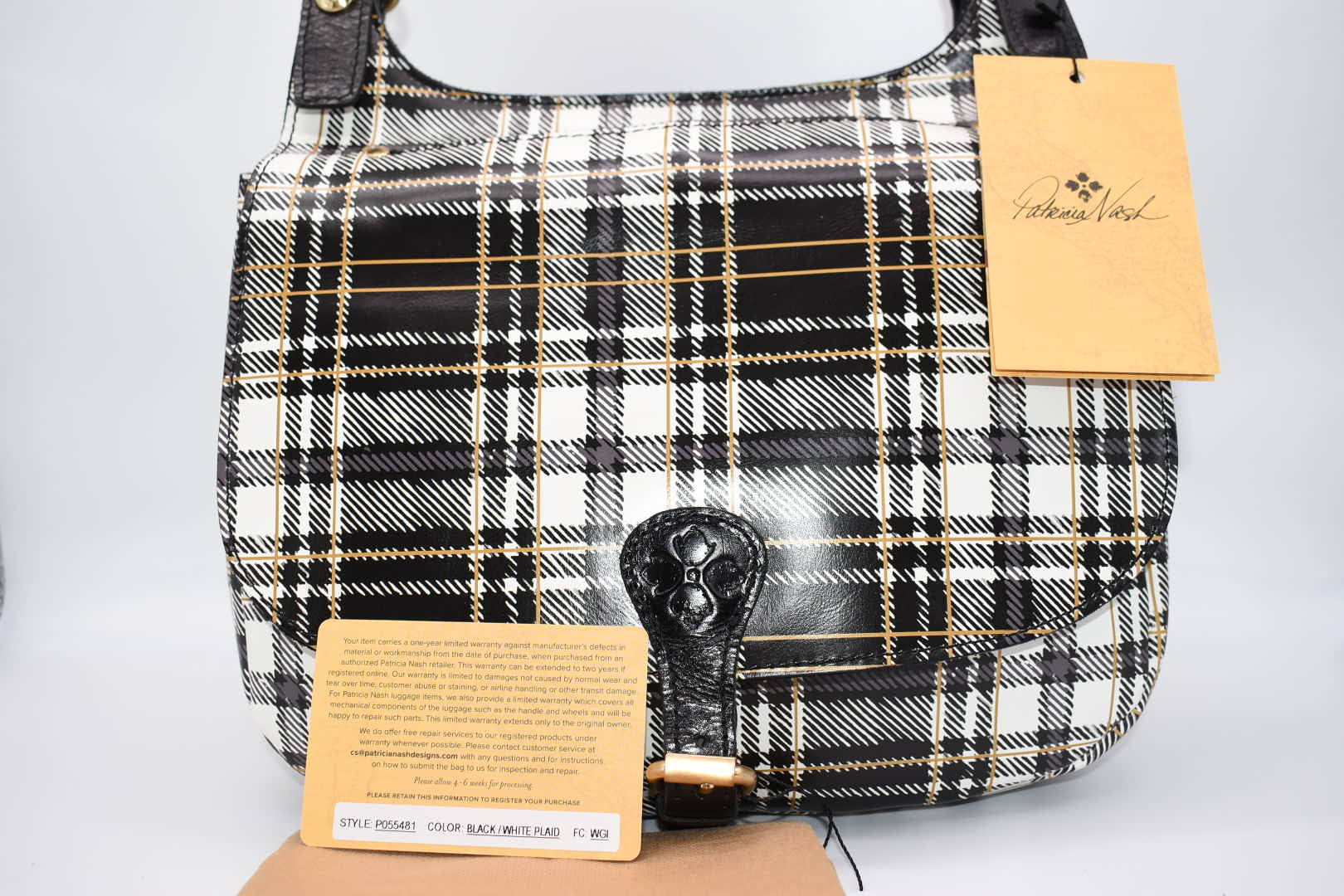 Burberry, Bags, Vintage Burberry Duffle Weekender Travel Carryall And  Saddle Shoulder Bag Set