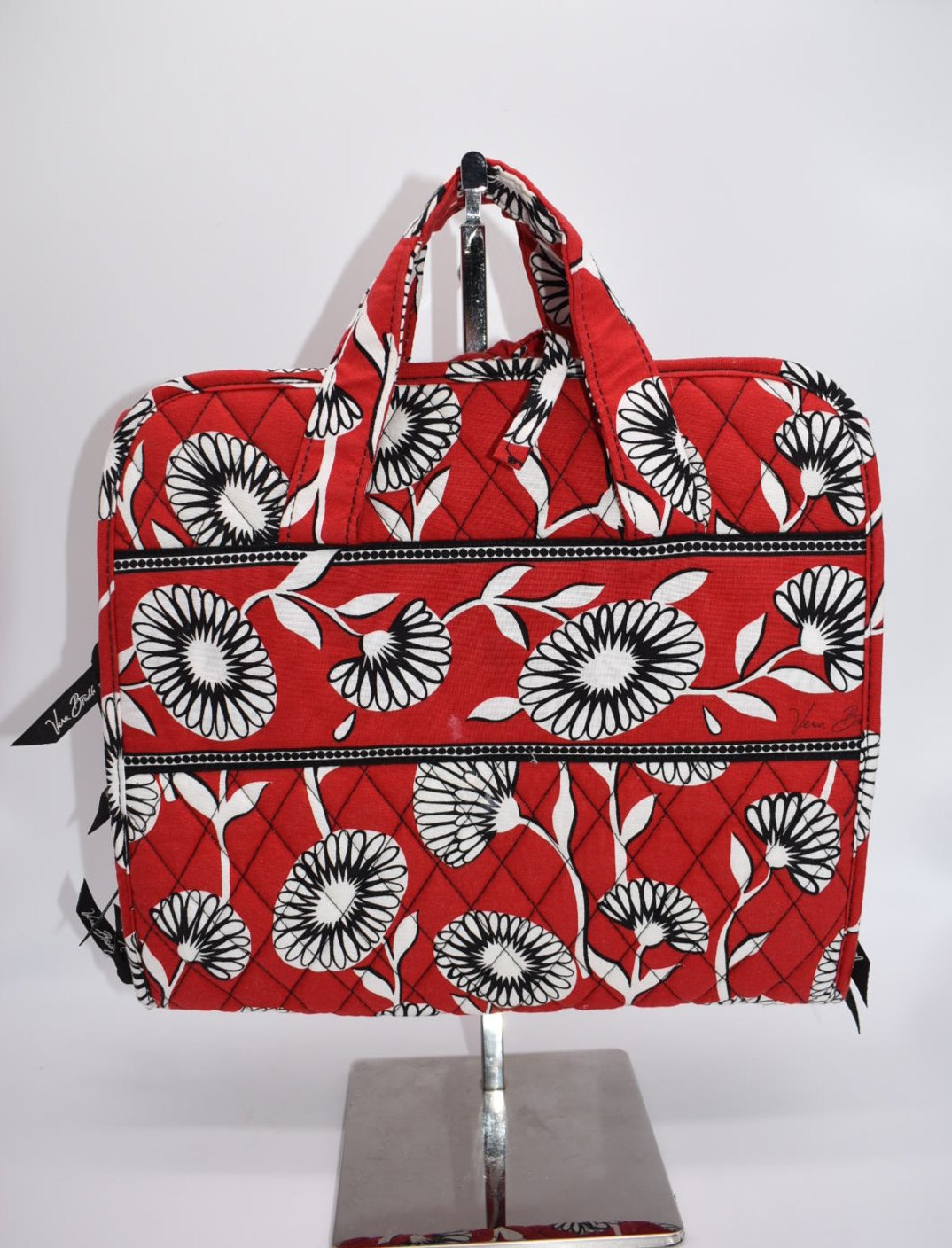 Vera Bradley Hanging Travel Organizer in "Deco Daisy" Pattern