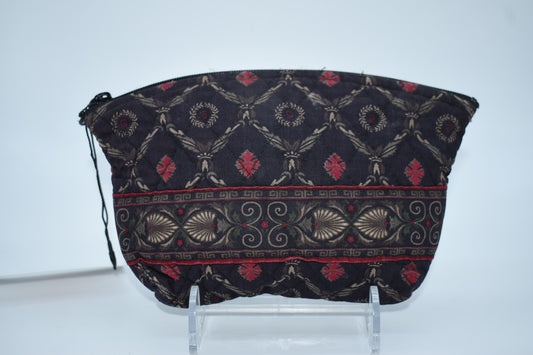 Vera Bradley Medium Cosmetic Bag in "Laurel -1997" Pattern