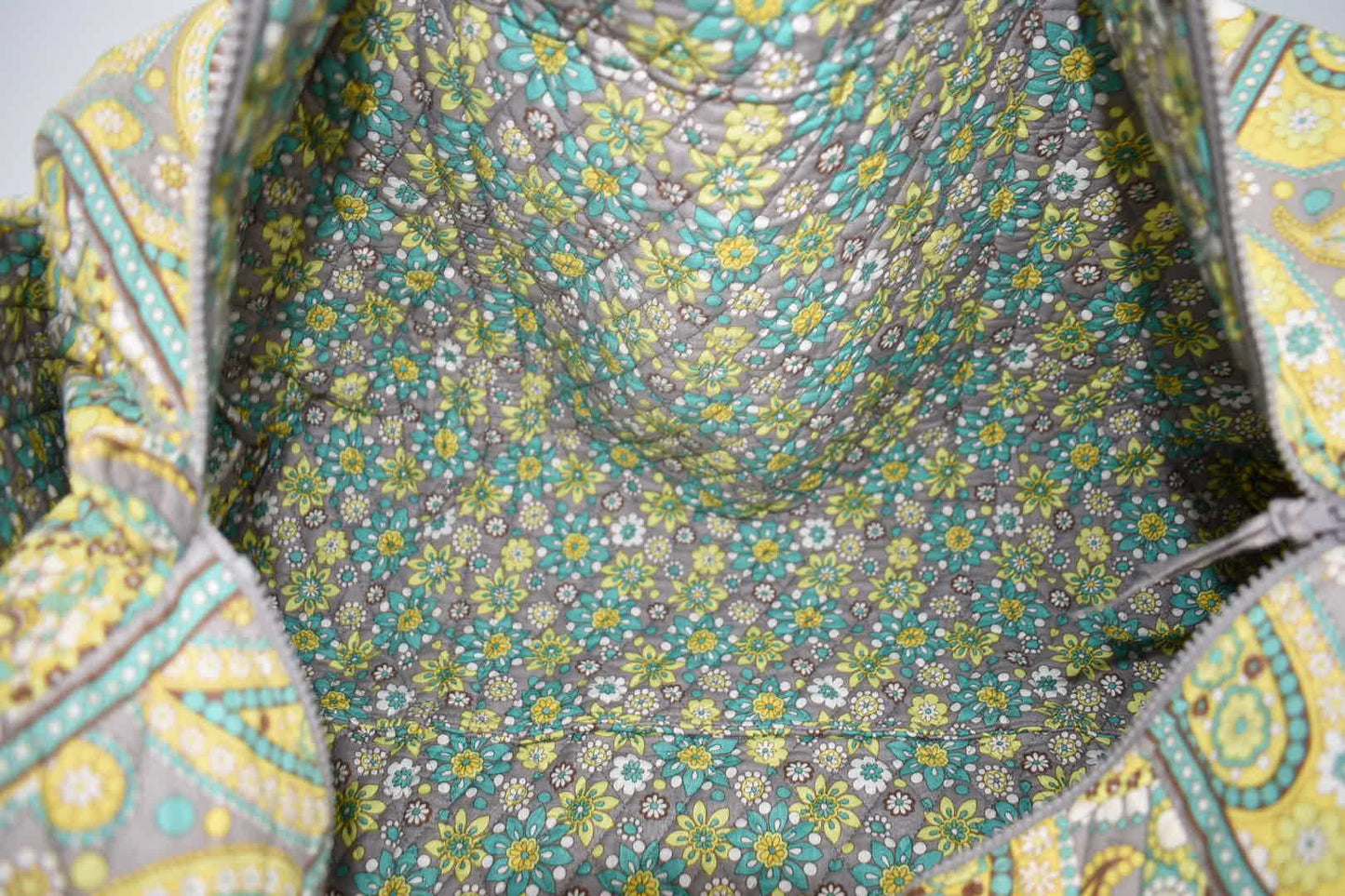 Vera Bradley Large Duffel Bag in" Lemon Parfait" Pattern