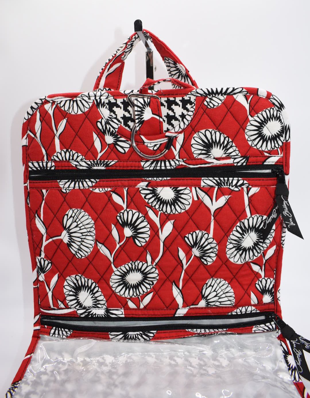 Vera Bradley Hanging Travel Organizer in "Deco Daisy" Pattern