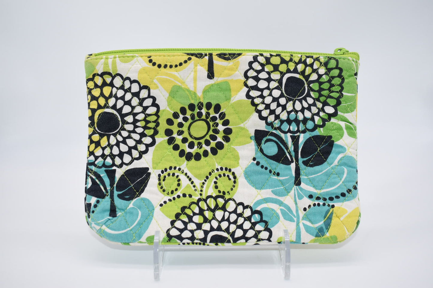 Vera Bradley Medium Cosmetic Bag in "Lime's Up" Pattern