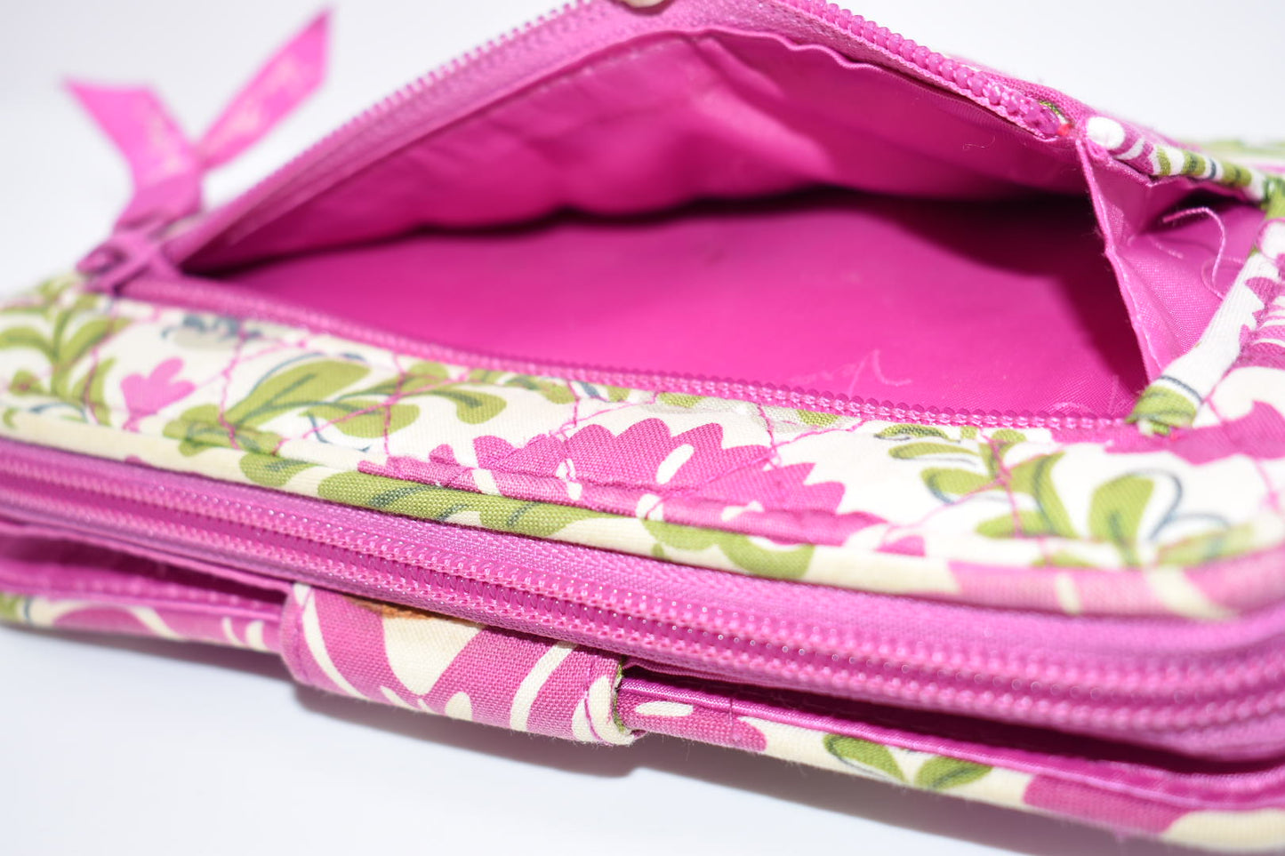 Vera Bradley Turnlock Wallet in "Julep Tulip" Pattern