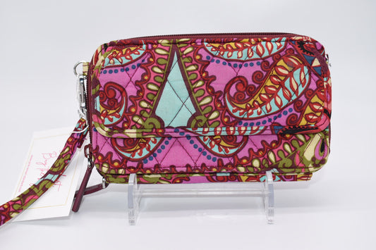 Vera Bradley All-in-One Wristlet Bag in "Resort Medallion" Pattern