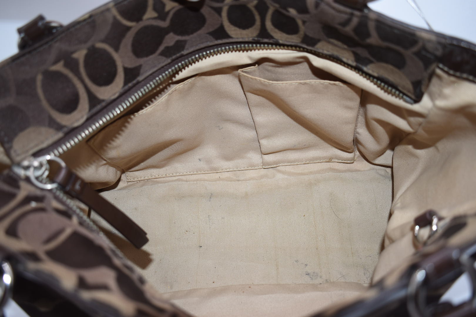 Coach store Signature Tote Brown/ Pink (GUC)